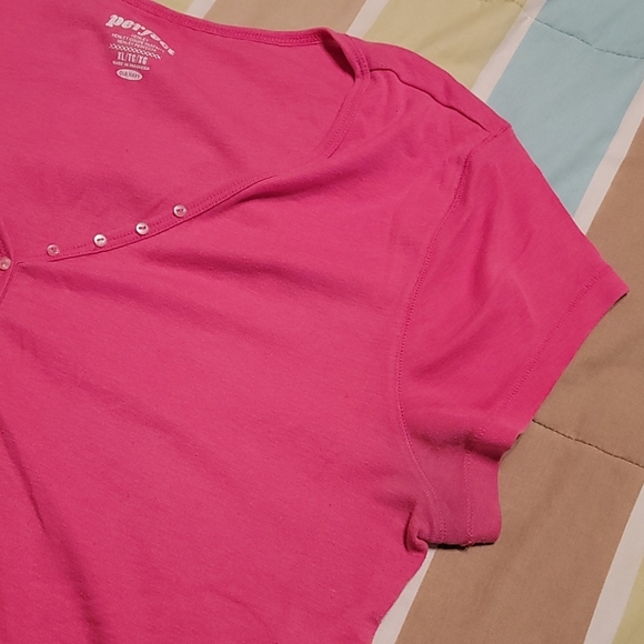 Top - Picture 3 of 3